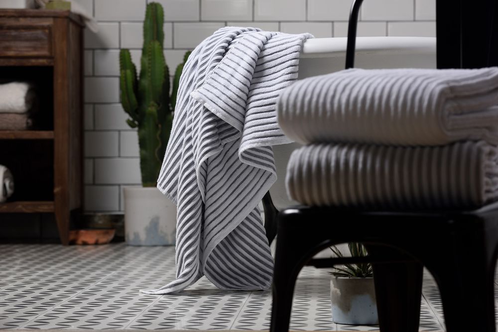 Other bath linens - Terry Stripe Towel - L'APPARTEMENT