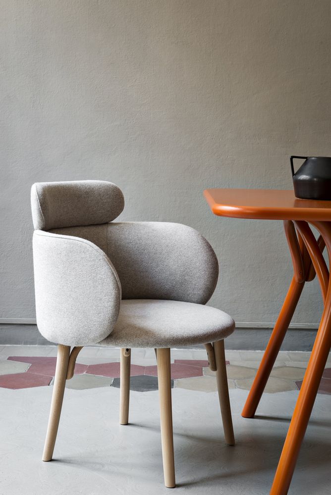 Office seating - MALIT - GEBRUEDER THONET VIENNA GMBH (GTV)