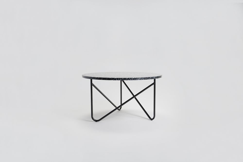 Coffee tables - VVV TABLE - MYKILOS