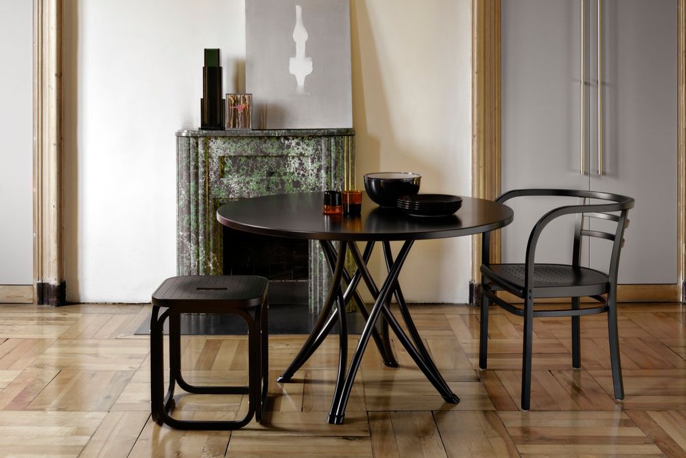 Bureaux - REHBEINTISCH - GEBRUEDER THONET VIENNA GMBH (GTV)