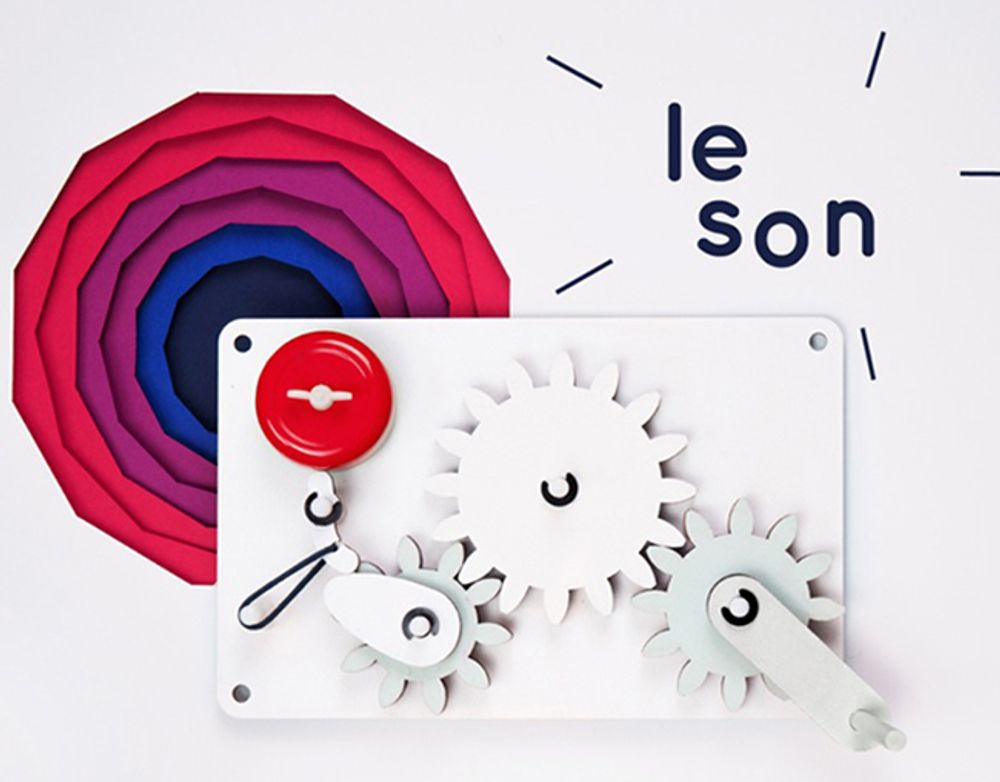 Loisirs créatifs pour enfant - Fabrique une sonnette de porte à engrenages - KOAKOA