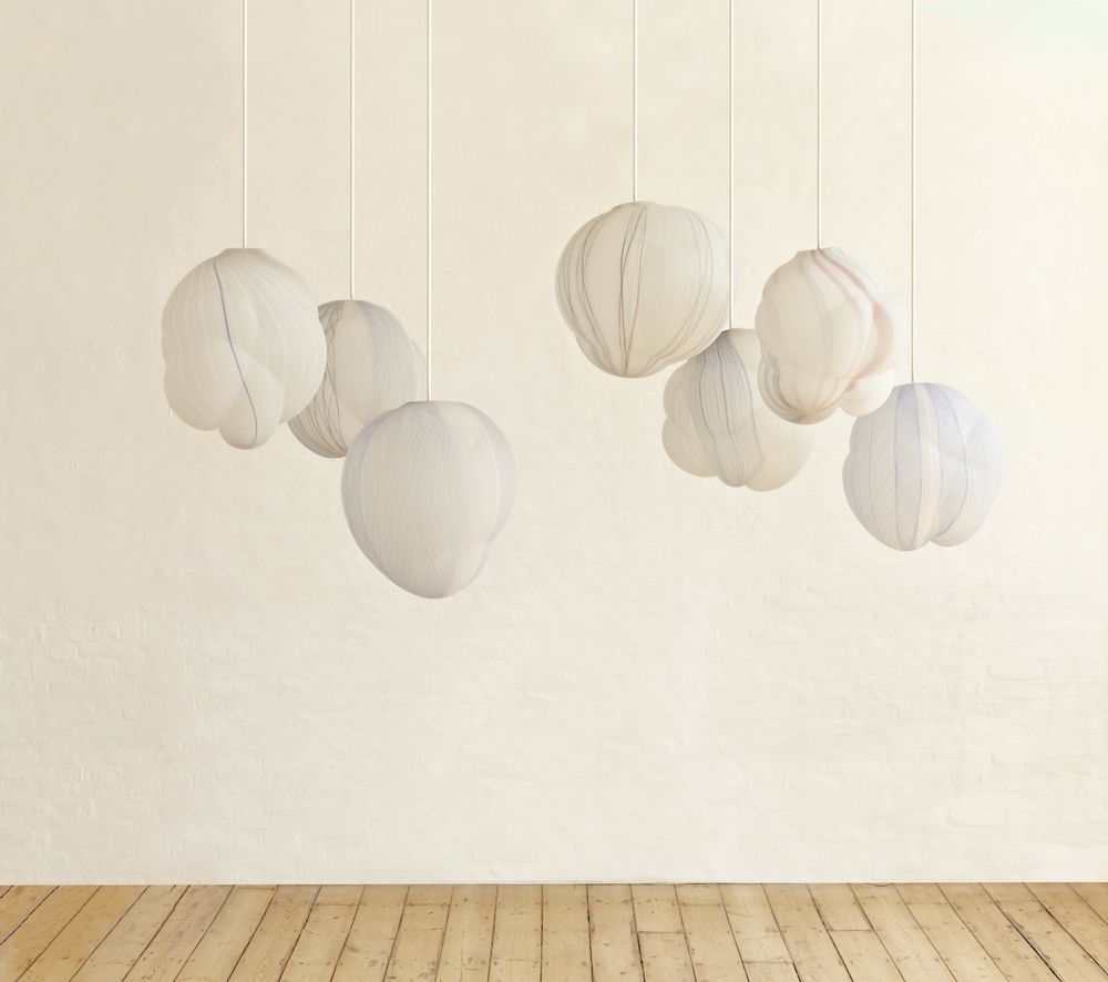 Suspensions extérieures - Cloud - JEREMY MAXWELL WINTREBERT