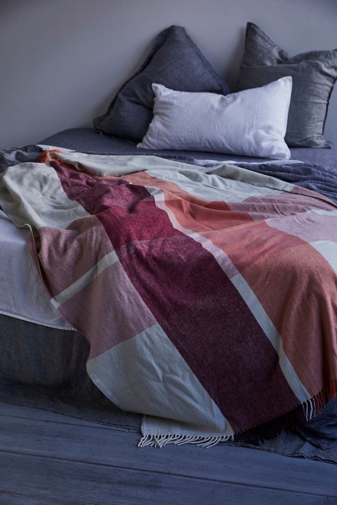 Throw blankets - Double Cross Merino Wool Throw - WAVERLEY MILLS