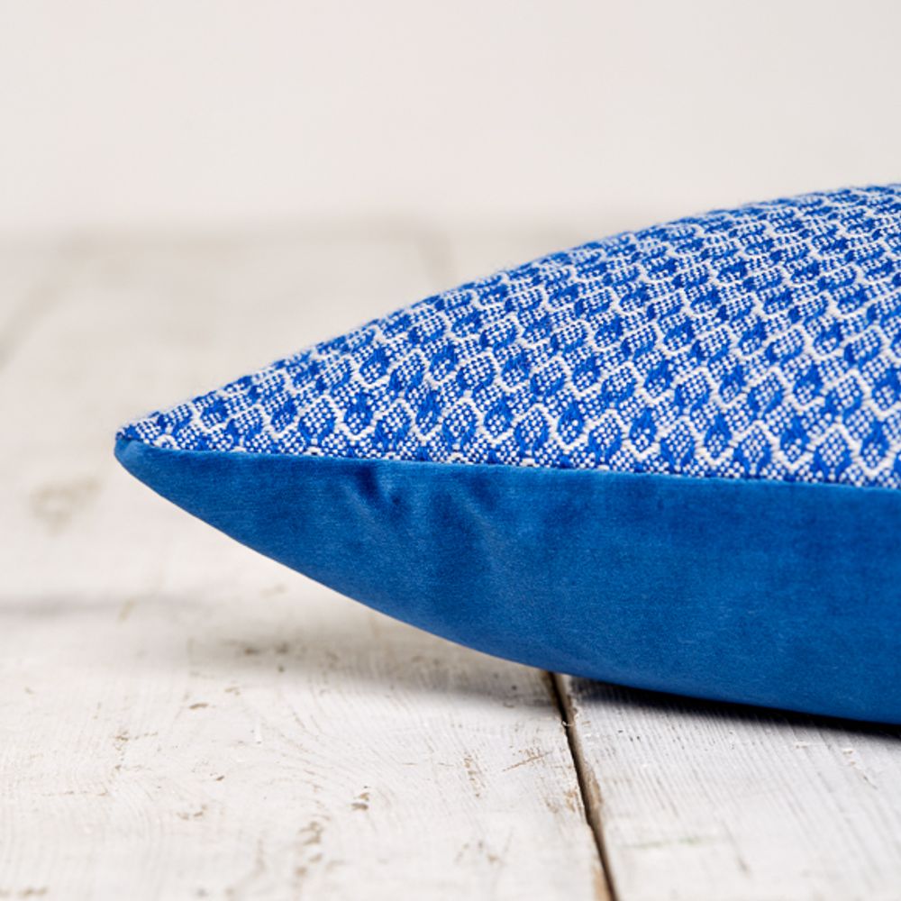 Throw blankets - Whitby Range - ADRIANA HOMEWARES