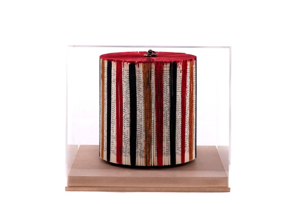 Design objects - Tamburino - Painted Folded Book - CRIZU
