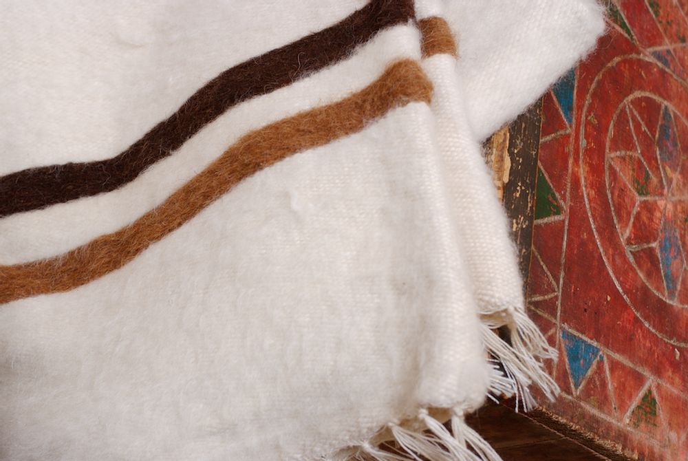 Throw blankets - Hand woven sheep wool blanket - SIWA CREATIONS