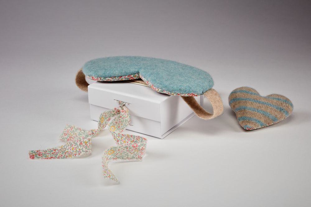 Cadeaux - Scottish Cashmere Eyemask With Liberty Tana Lawn Lining - ROW PINTO KNITWEAR DESIGNS