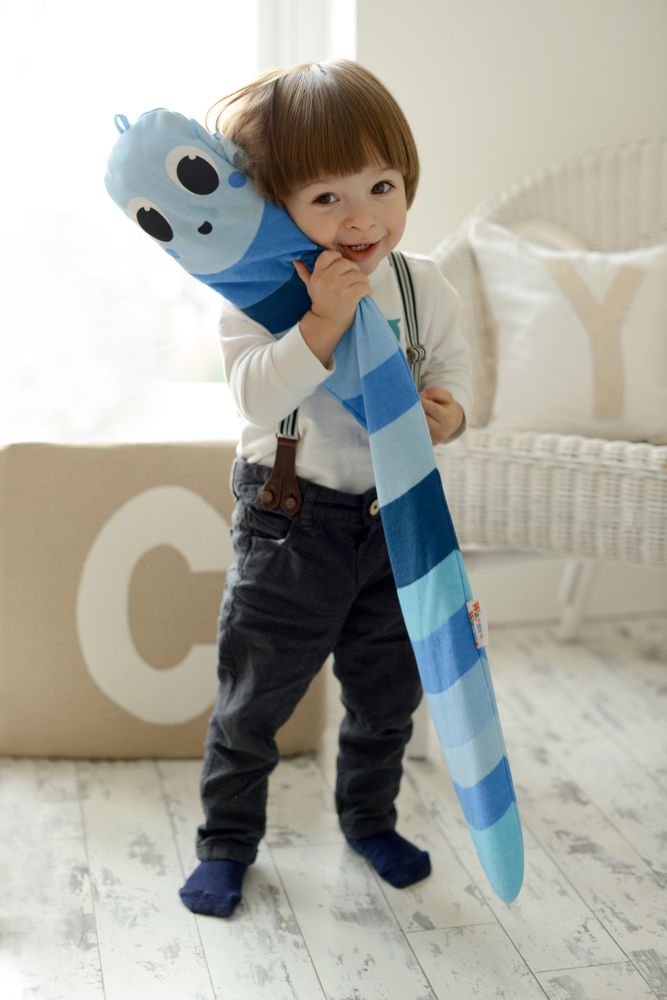 Comforters and pillows - YuYu Bottle - Benjamin the Warm Worm - YUYU BOTTLE