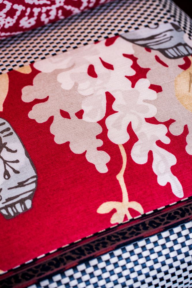 Fauteuils - Moustache rouge - SIEGES CHICS BY JEANNE JULIEN