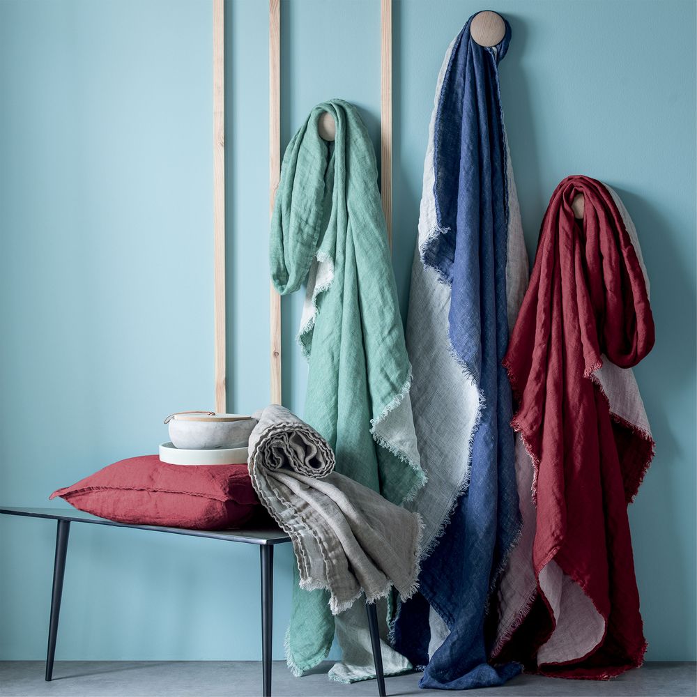 Decorative objects - Linen Jete Throws - BLANC CERISE