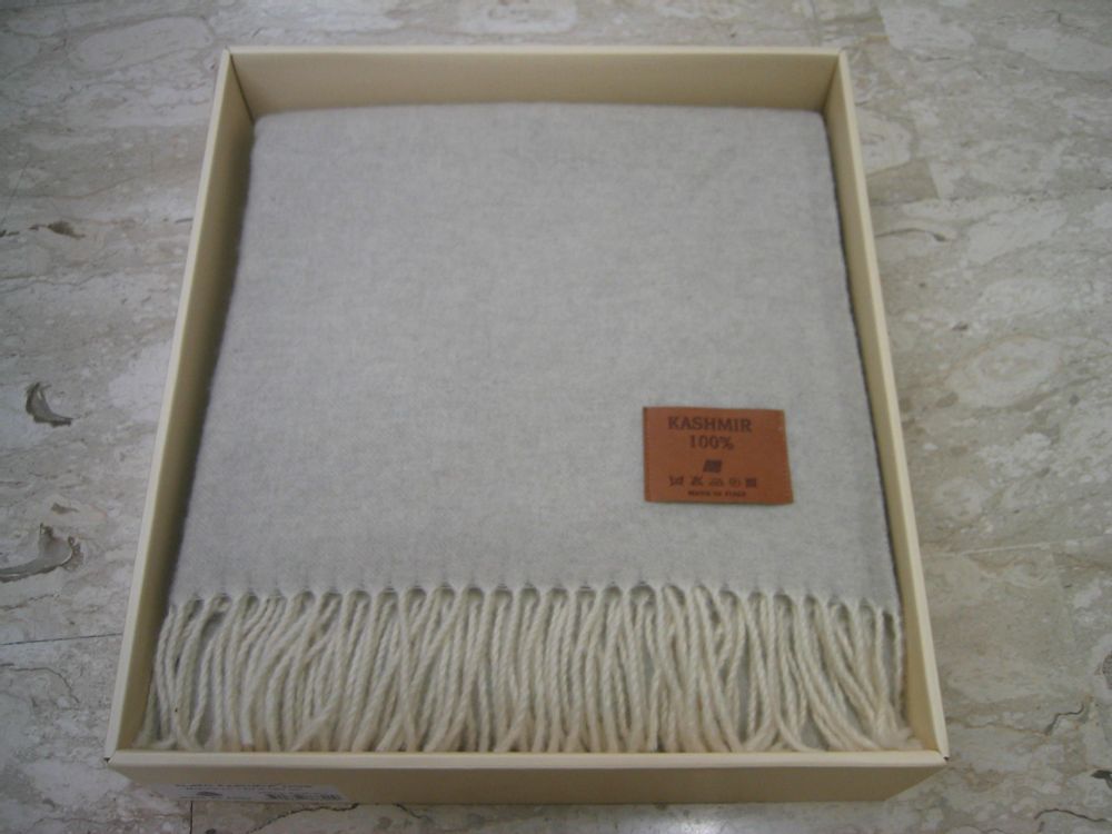 Plaids - PLAID 100% CACHEMIRE - LOMBARDA TRAPUNTE S.R.L.