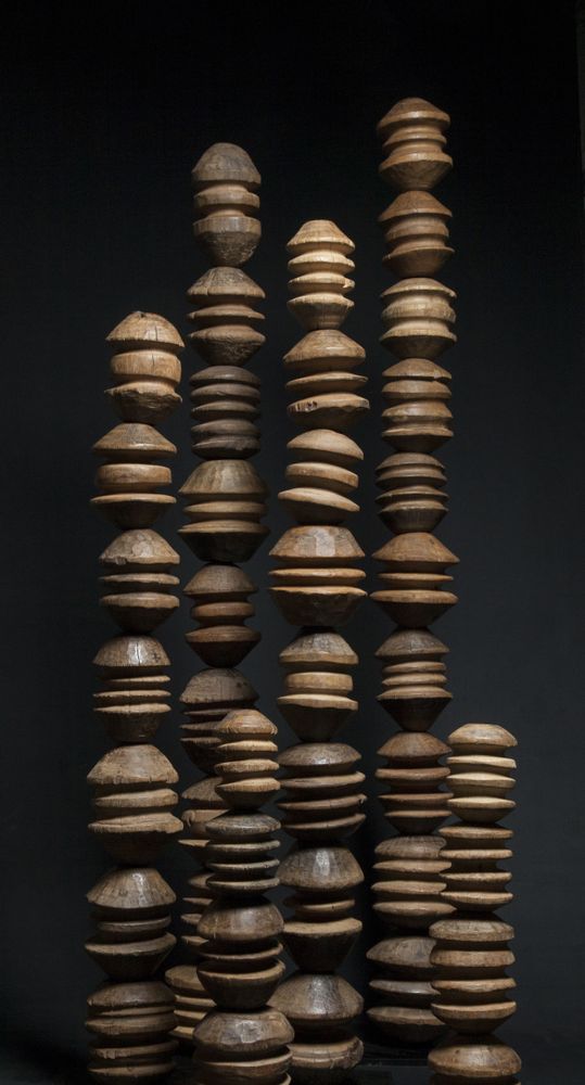 Sculptures, statuettes and miniatures - Accumulation of Tuareg pulleys - Niger - KANEM