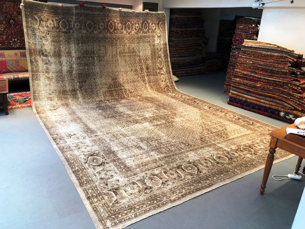 Unique pieces - BİG SİZE CARPETS/TAPİS - ASLAN HALI LTD STİ