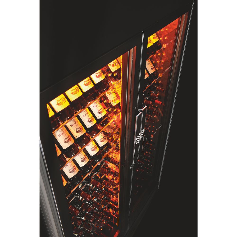Armoires - SHOWCAVE. - EUROCAVE