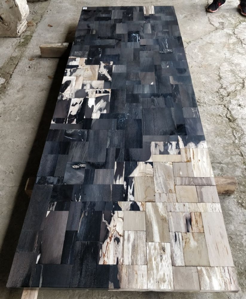 Tables for hotels - Petrified wood coffee table - WILD-HERITAGE.COM