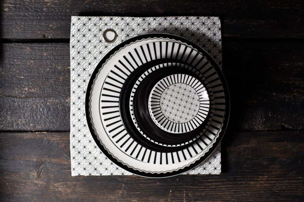 Everyday plates - Dutch Rose Amsterdam - WEGTER CONSUMENTEN B.V.