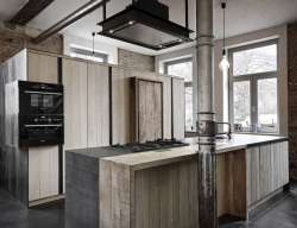 Escaliers - Dr. Vee - DIRK COUSAERT