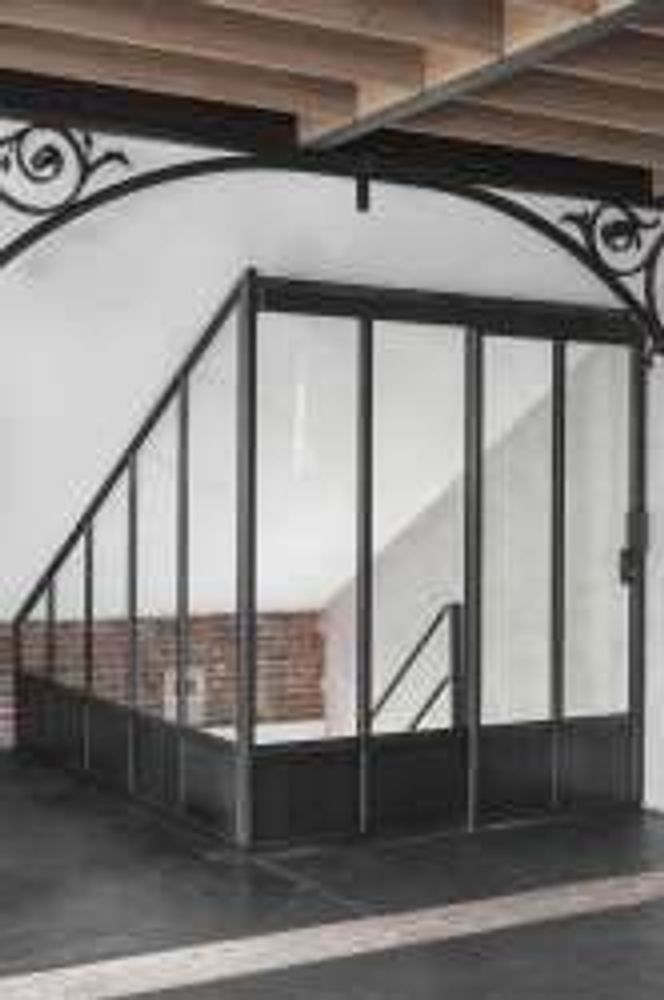 Escaliers - Dr. Vee - DIRK COUSAERT