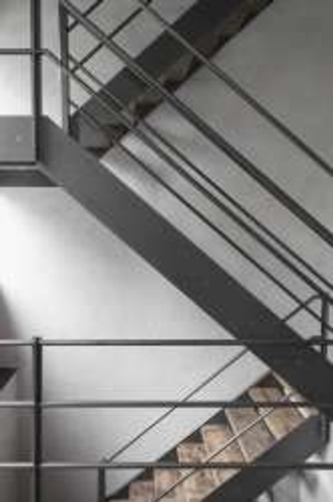 Escaliers - Dr. Vee - DIRK COUSAERT