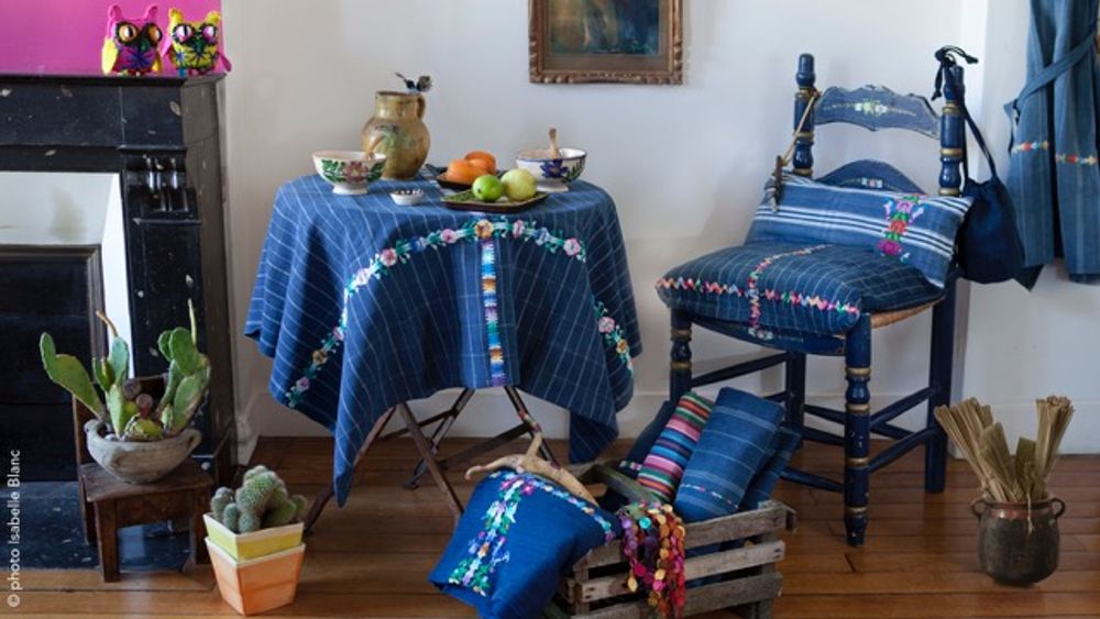 Coussins textile - Broderies. - IXCASALA