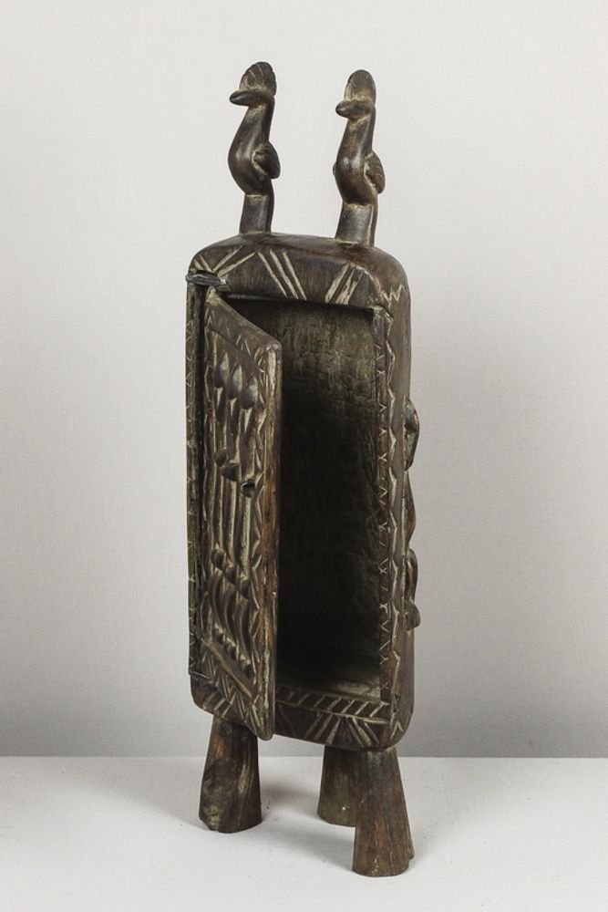 Objets de décoration - Objets ethniques anciens et contemporains (statues, masques, sièges, marionnettes...) - FARAFINA TIGNE
