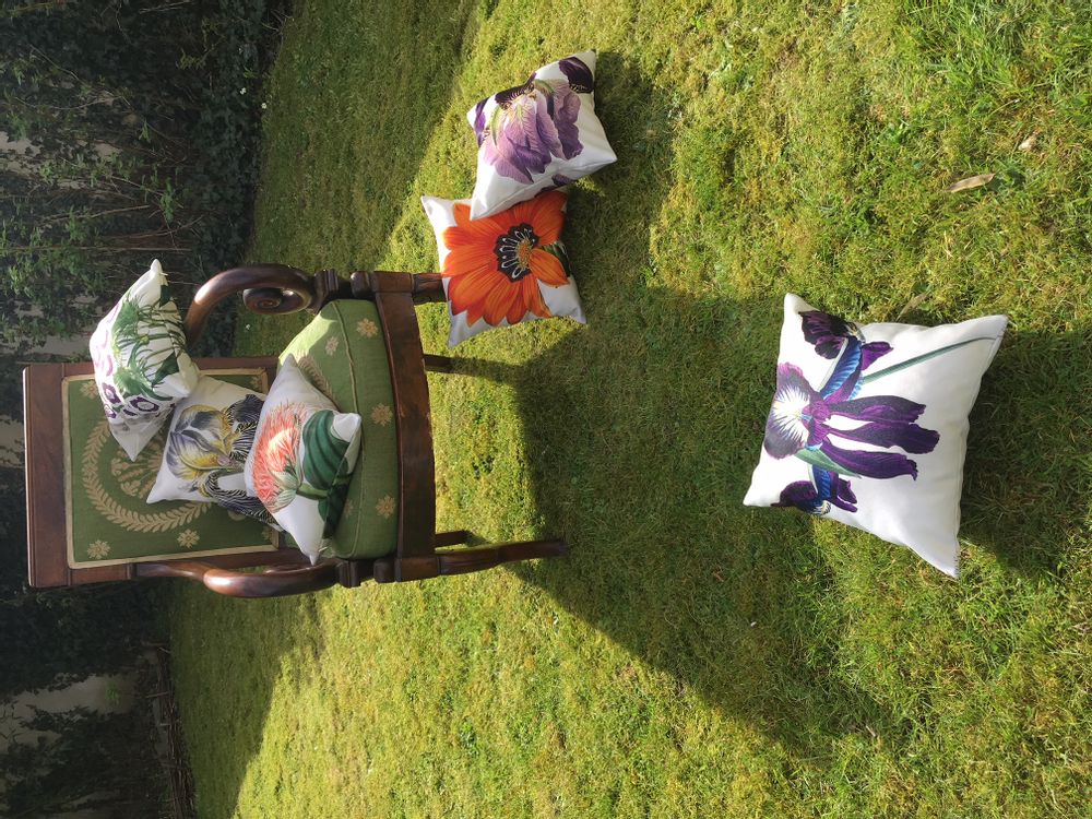 Cushions - Small square pillows - OLDREGIME