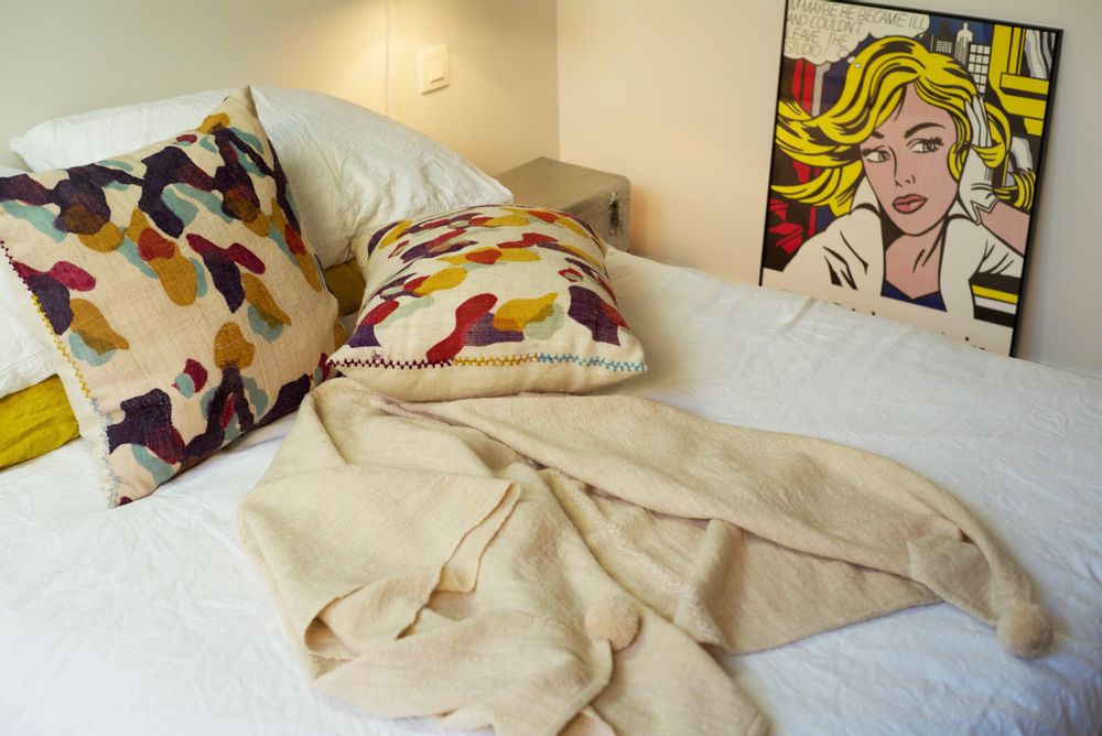 Fabric cushions - VEGETABLE INK ON LAMA-MERINO WOOL - TRHANDY // ANDI ART