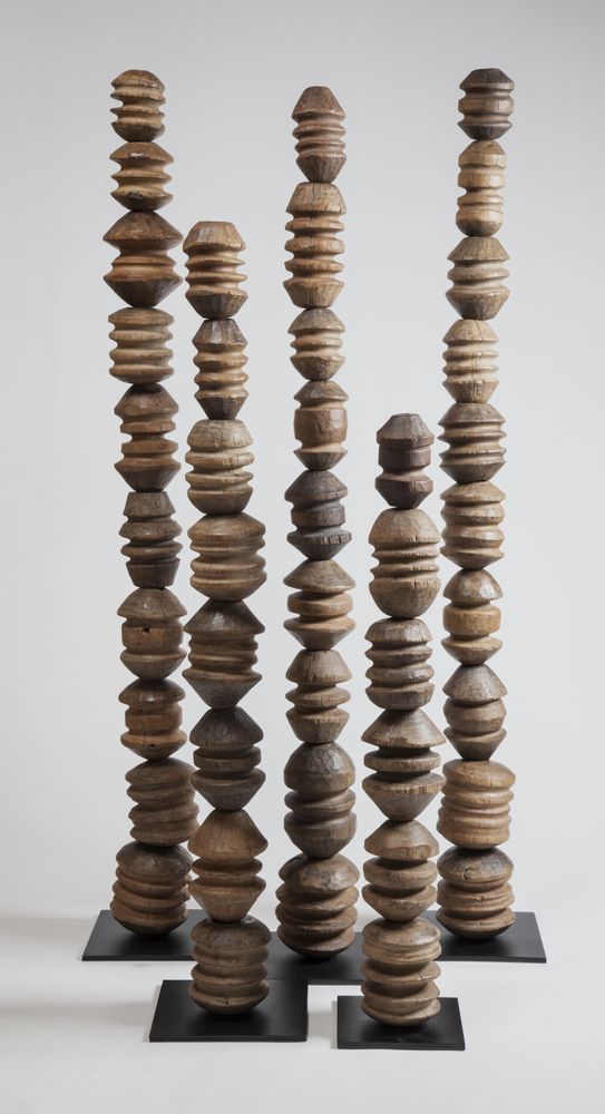 Sculptures, statuettes and miniatures - Accumulation of Tuareg pulleys - Niger - KANEM