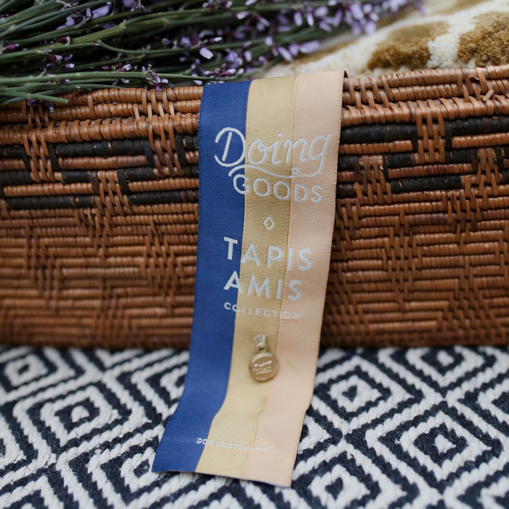 Decorative objects - TAPIS AMIS - DOING GOODS