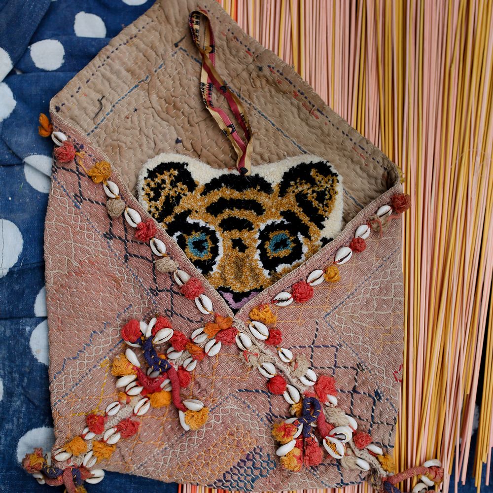 Decorative objects - TAPIS AMIS - DOING GOODS