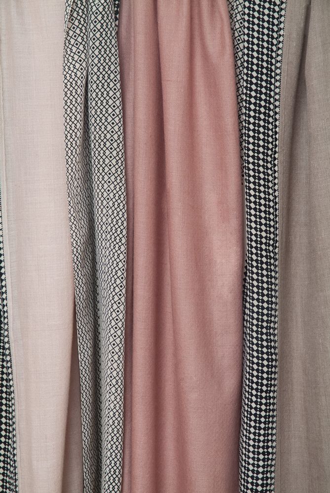 Scarves - Cashmere & silk printed scarf | Najda Champagne Pashmina - FLORENZ