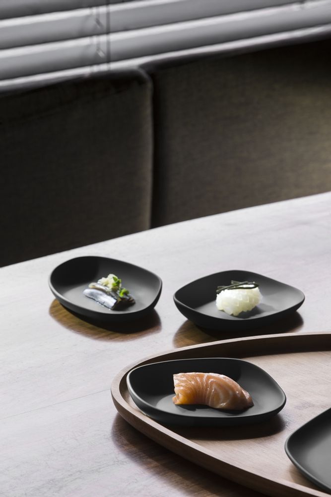 Assiettes au quotidien - Yayoi Black - COOKPLAY