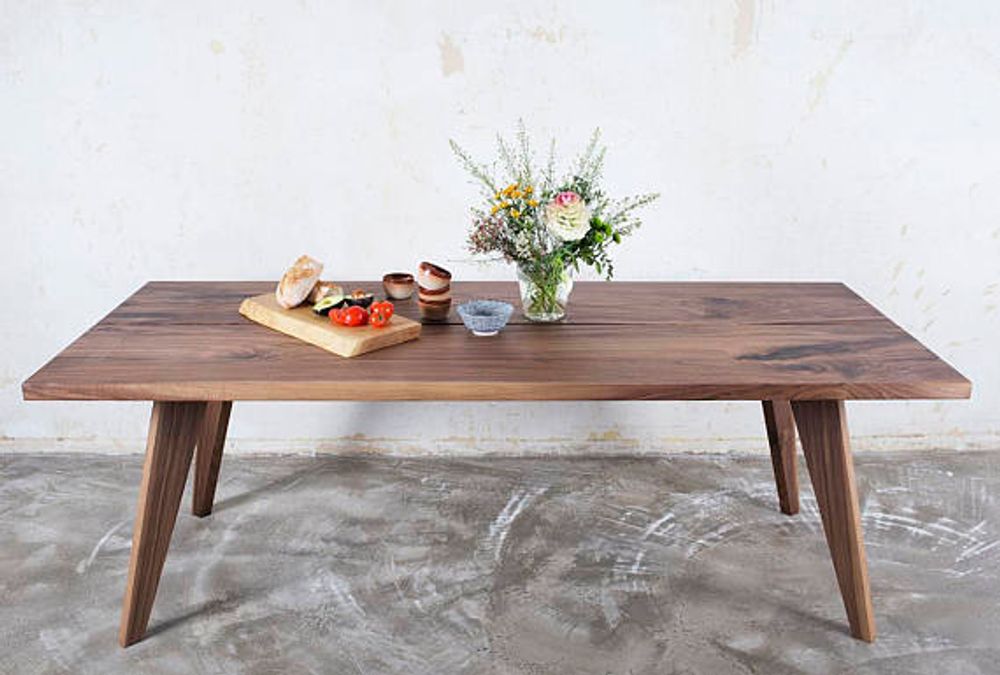 Tables Salle à Manger - Table Ambre en noyer - piètement en bois - FOR ME LAB