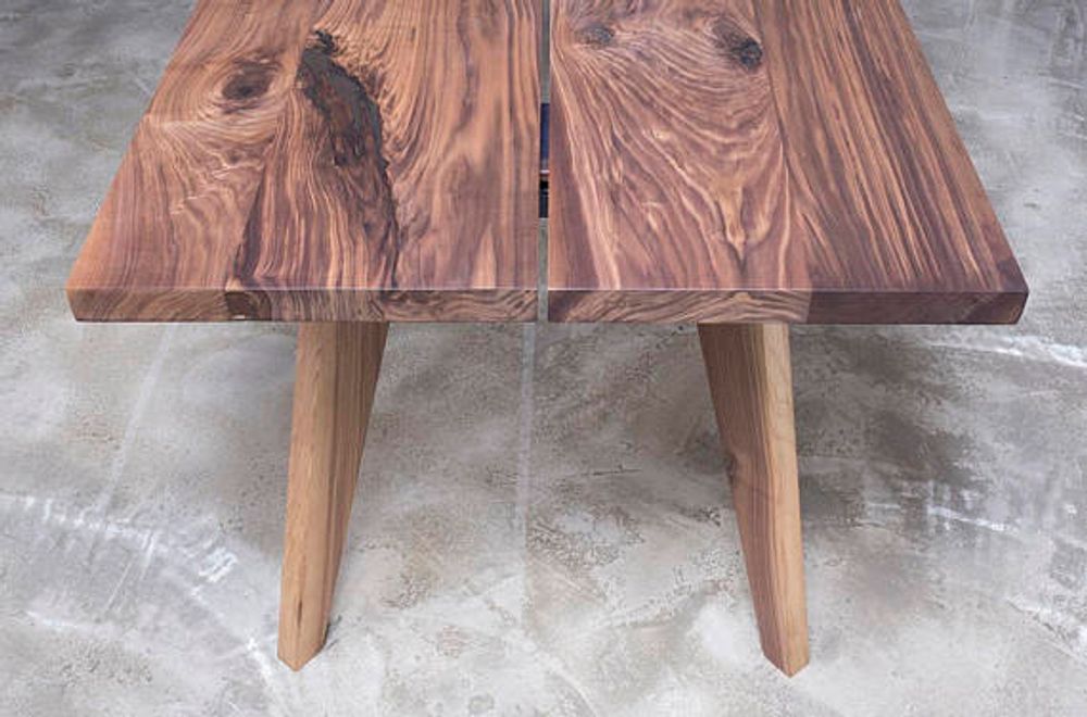 Tables Salle à Manger - Table Ambre en noyer - piètement en bois - FOR ME LAB