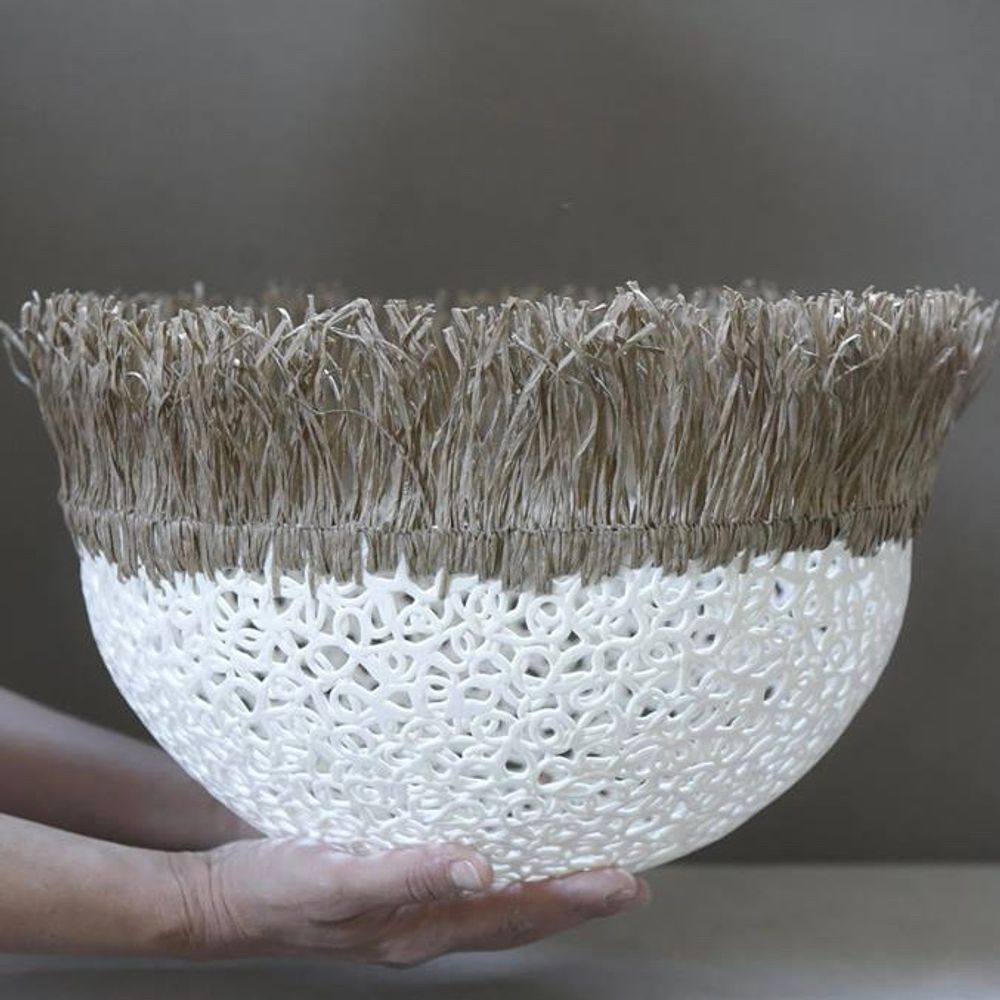 Design objects - Cocoon cut “Connect the being to its roots” - T4. - LOUPMANA BY LOVO MURIEL