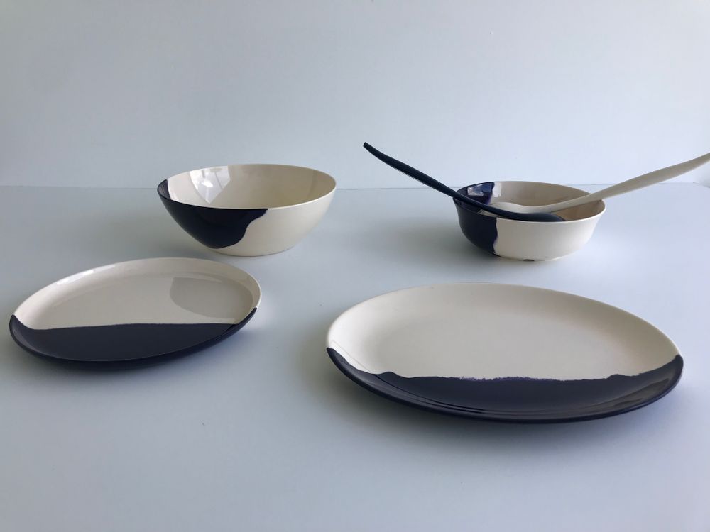 Assiettes au quotidien - ½ & ½ Melamine Ivory / Navy Blue Bowl - Set of 4 - THOMAS FUCHS CREATIVE