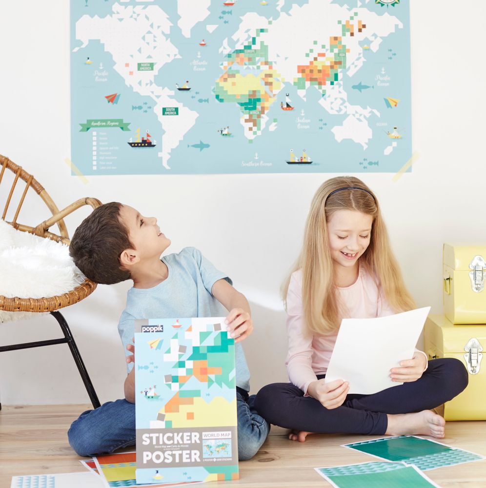 Children's games - Creative poster + 1600 Stickers - WORLD MAP - POPPIK - BAYARD JEUNESSE