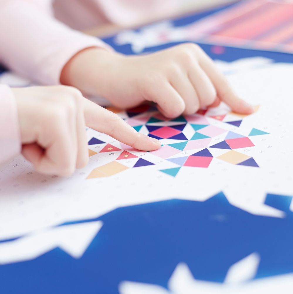 Children's arts and crafts - Creative poster + 1000 Stickers - MANDALAS - POPPIK - BAYARD JEUNESSE