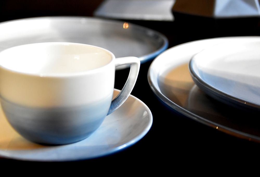 Tasses et mugs - TASSE À CAFÉ + SOUCOUPE BLEU COMME VOSGES - ARDTIME