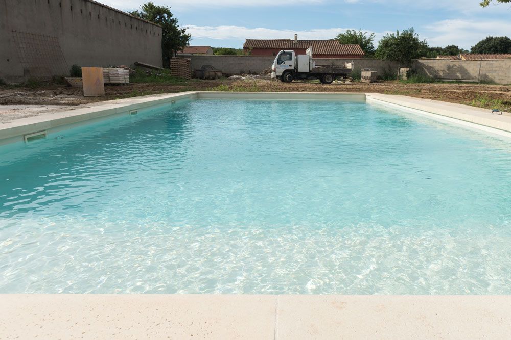 Piscines extérieures - Enduit effet béton ciré Rouviere Collection - ROUVIERE COLLECTION