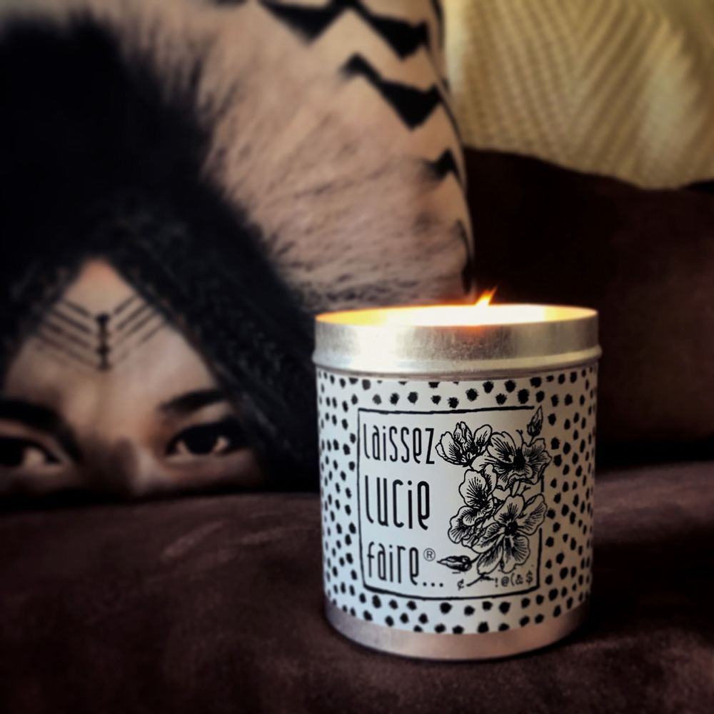 Bougies - Bougie Laissez Lucie Faire 2018 - LAISSEZ LUCIE FAIRE...