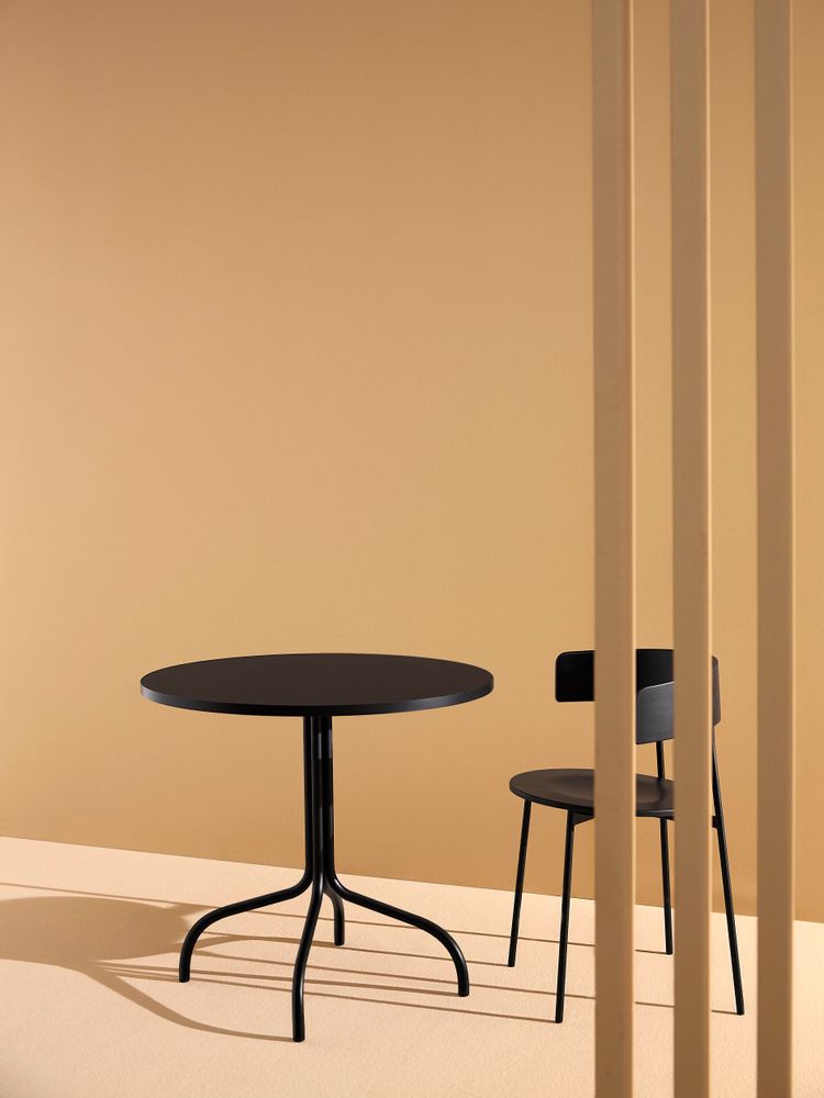 Dining Tables - Friday dining table round - FEST