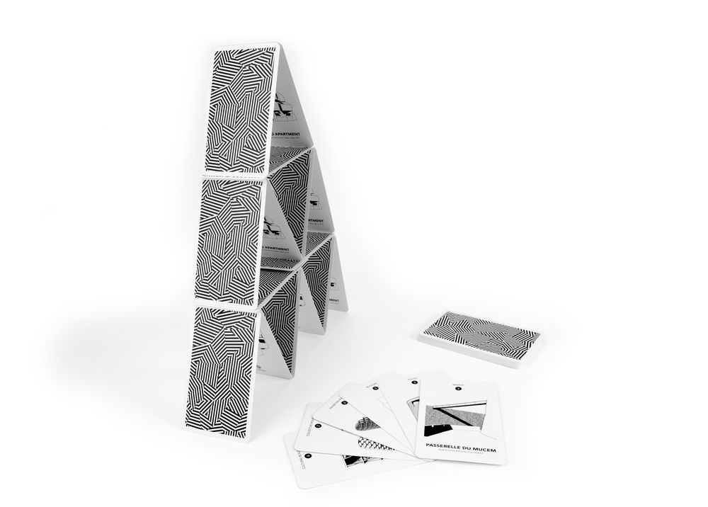 Gifts - ICONIC CARD GAME - CINQPOINTS