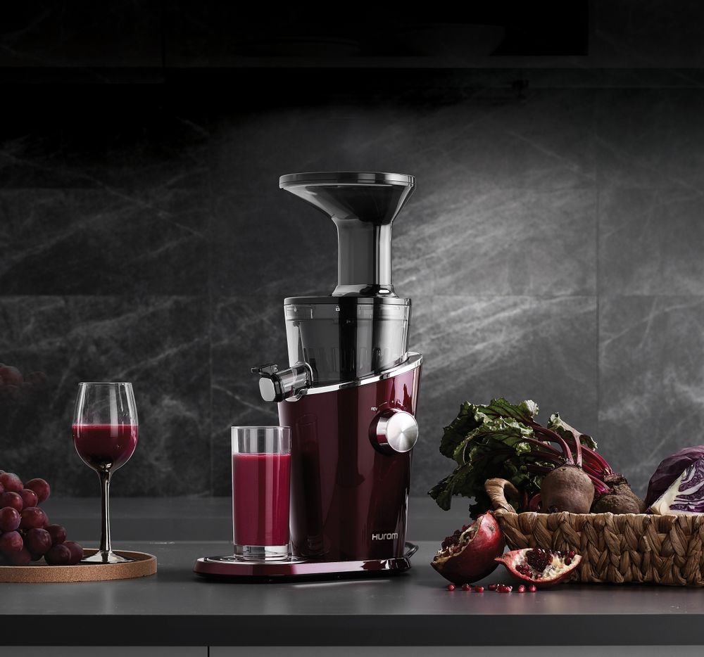 Small household appliances - Hurom Slow Juicer H-100 - WISMER