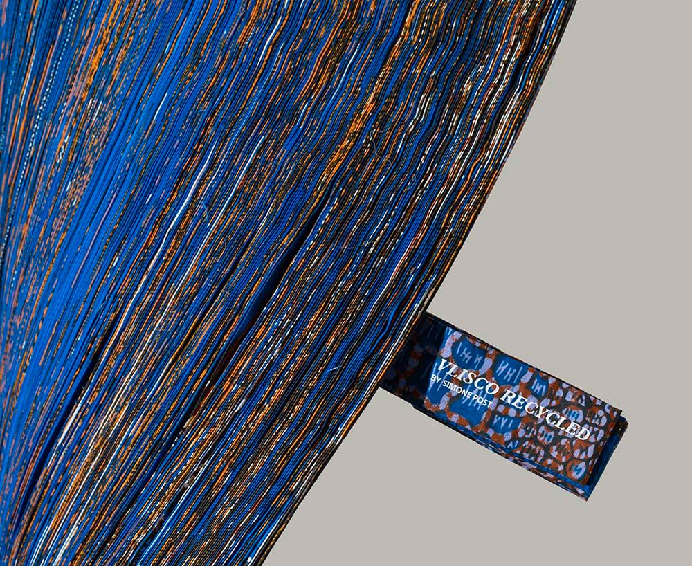 Tapis design - Vlisco Recycled Carpet - ODDNESS & STUDIO SIMONE POST