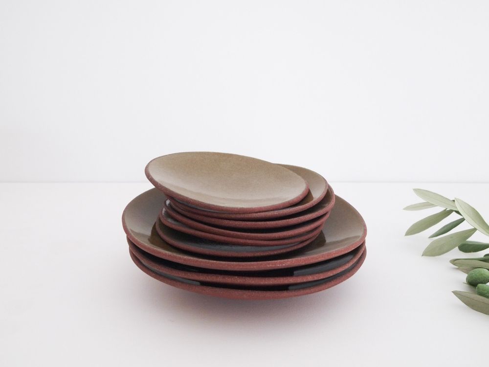 Sculptures, statuettes and miniatures - TERRA PLATE - WORKING IN THE REDWOODS