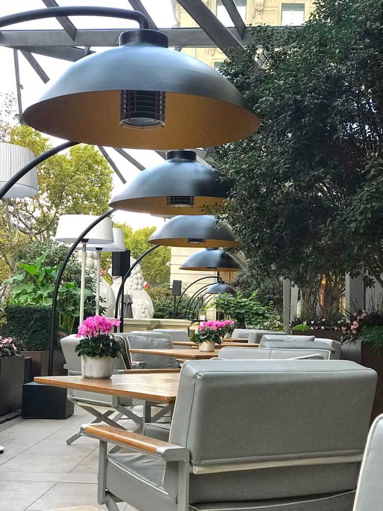 Outdoor space equipments - DOME - HEATSAIL
