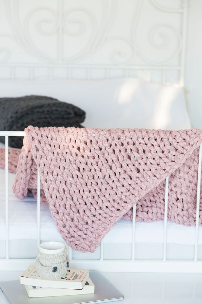 Plaids - Chunky Knit Blanket - PANDORA TRADE