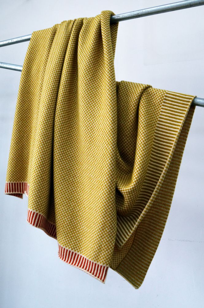Homewear - Color Trim Throw - NANS CASHMERE