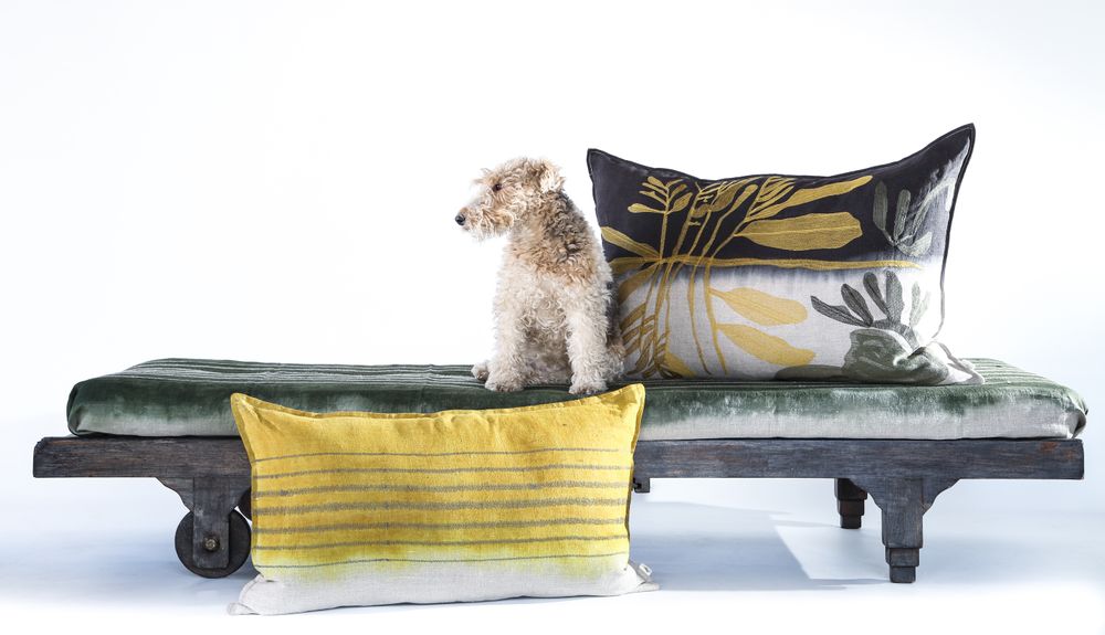 Coussins textile - Ochre Leaf Cushion Embroidered Charcoal  - EVOLUTION PRODUCT